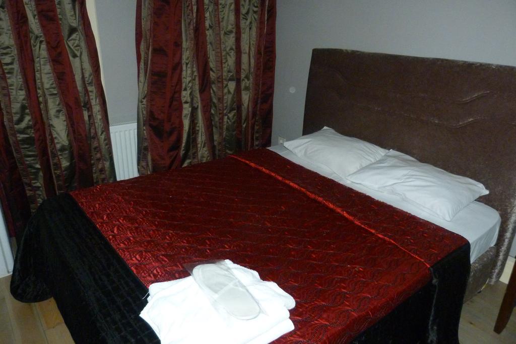 Eagles Budget Home Стамбул Номер фото